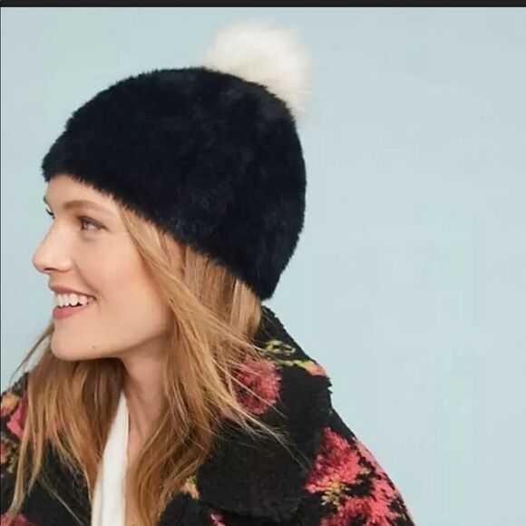 Anthro Sleeping on Snow Pom Pom Beanie Skull Cap - Picture 1 of 3